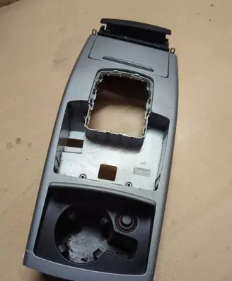 Audi A6 S6 C6 4F Center console 4F1864261 T0021886 P0103820