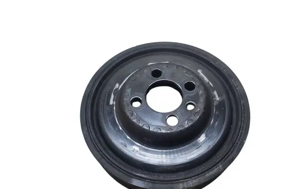 Volkswagen Golf VI Crankshaft pulley 038105243M