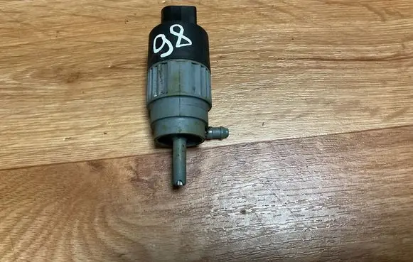 Windscreen/windshield washer pump