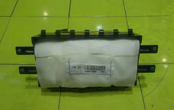 Hyundai Santa Fe Passenger airbag 