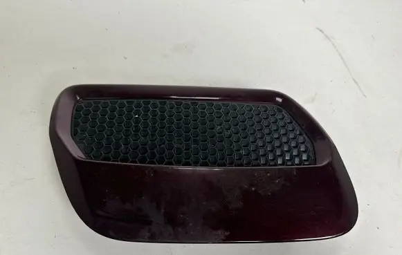 Ford Mustang VI Bonnet/hood grill JR3B16C194AC