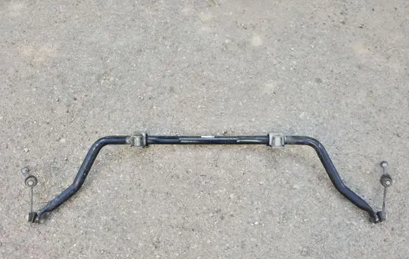 Maserati Ghibli Front anti-roll bar/sway bar 06700072740