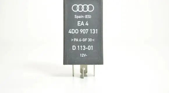 Audi A4 S4 B5 8D Other relay 4D0907131