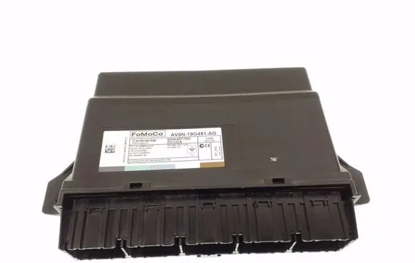 Ford Focus Comfort/convenience module AV6N19G481AG