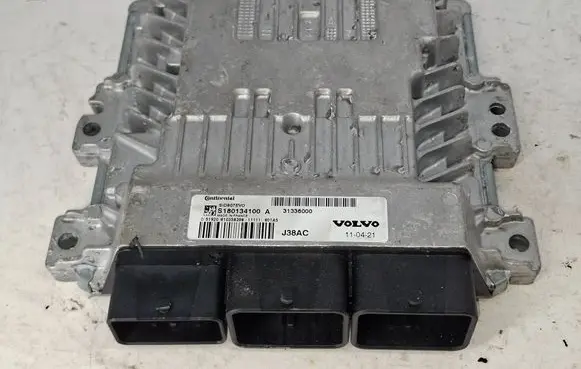 Volvo V40 Engine control unit/module 31336000 S180134100 J38AC