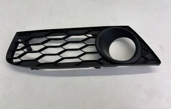 Honda Civic IX Front bumper lower grill 71109-TV2-E100 K3379 71109-TV2-E100-LH