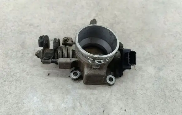 KIA Sportage Throttle body valve 