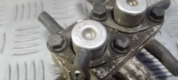 Fuel pressure sensor