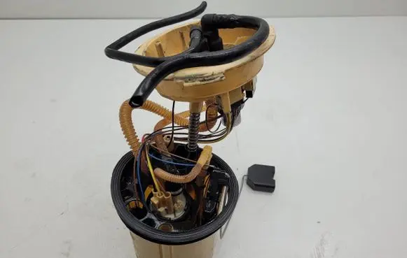Audi A6 Allroad C7 In-tank fuel pump 