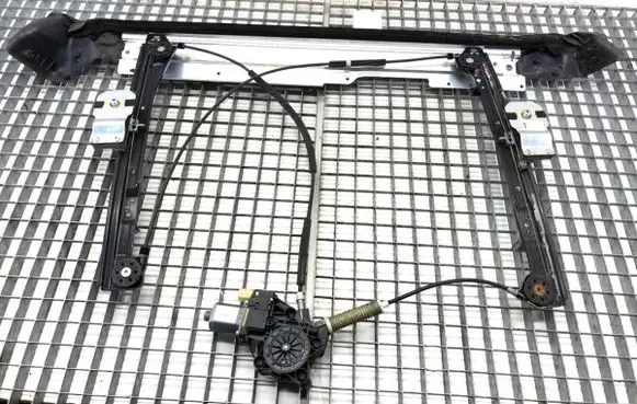 Mini One - Cooper Coupe R56 Front door window regulator with motor 