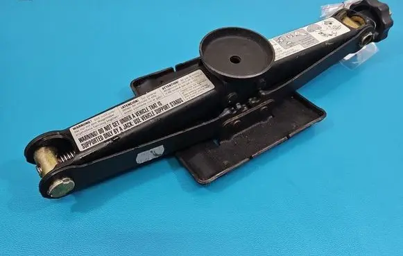Mercedes-Benz A W169 Lift Jack A1685830715 IMPRK1553947