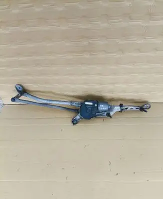 Mercedes-Benz E C207 W207 Wiper motor A2048201140 3397021337