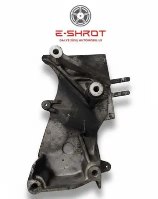 Hyundai Tucson JM Engine mounting bracket 2167027000 2167027001