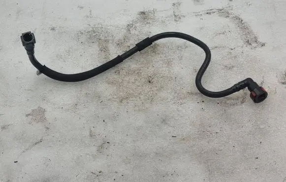 Ford C-MAX I Fuel line pipe 6M519B337BA