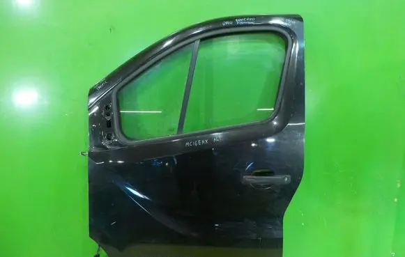 Renault Trafic III (X82) Front door PRZOD XP194