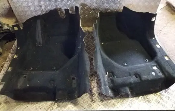 Volvo V40 Front floor carpet liner 25615030 25615020