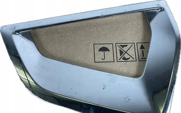 BMW 5 G30 G31 Front bumper lower grill 9463481