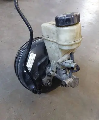 Opel Vectra C Brake booster 13126710 46831404