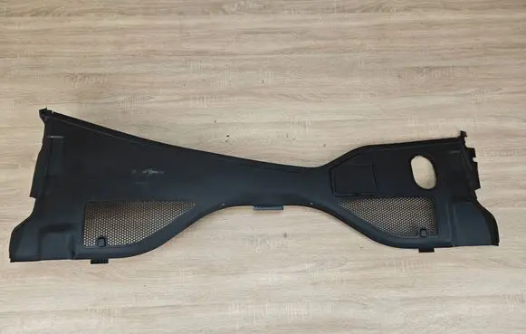 Audi A6 S6 C7 4G Wiper trim 4G8819447