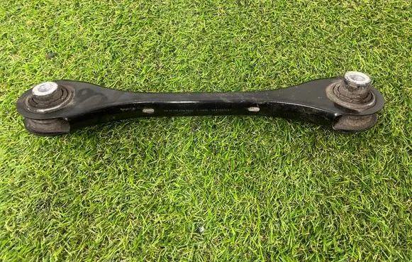 Volkswagen PASSAT B8 Rear control arm 5Q0501529f