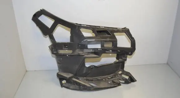 BMW 1 F40 Front bumper mounting bracket 51117459710 7459710