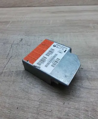 BMW 5 E39 Airbag control unit/module 8372521