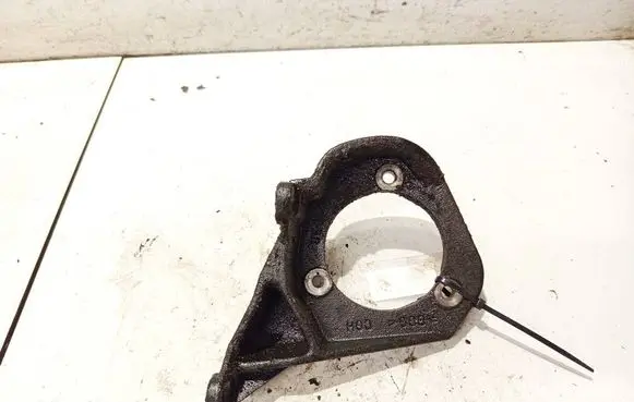 Volkswagen Golf V Engine mounting bracket 1k0407104e