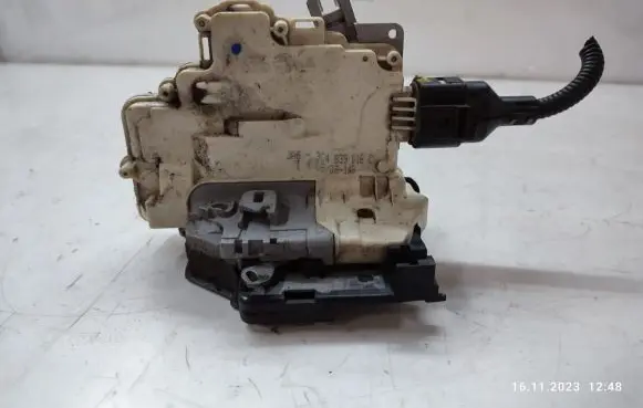 Audi Q7 4L Rear door lock 3C4839016C