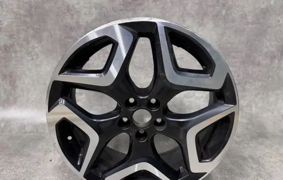 Subaru Crosstrek II R18 alloy rim 
