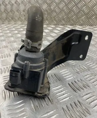 Audi A4 S4 B9 Electric auxiliary coolant/water pump 06H121601M