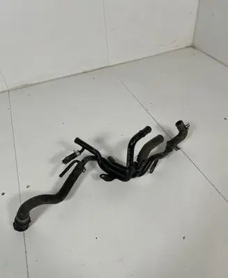 Skoda Superb B8 (3V) Engine coolant pipe/hose 04L121064A