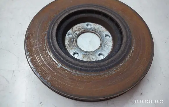 Nissan Qashqai+2 Front brake disc