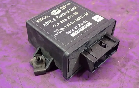 Jaguar X-Type Xenon control unit/module 