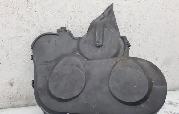 Volkswagen Touran I Timing belt guard (cover) 03G109107