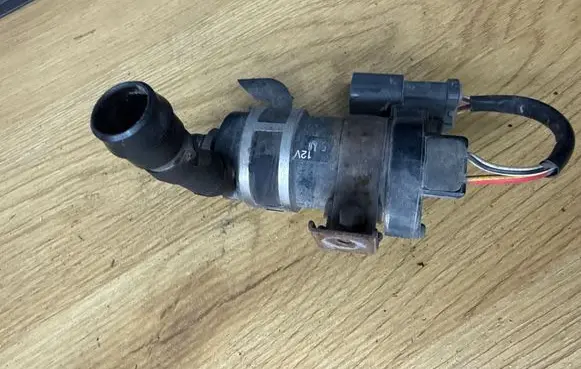 Honda Civic Headlight washer pump