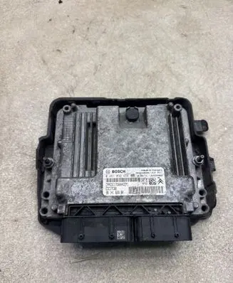 Peugeot 2008 I Engine control unit/module 9806460480 9814182680 0281032456