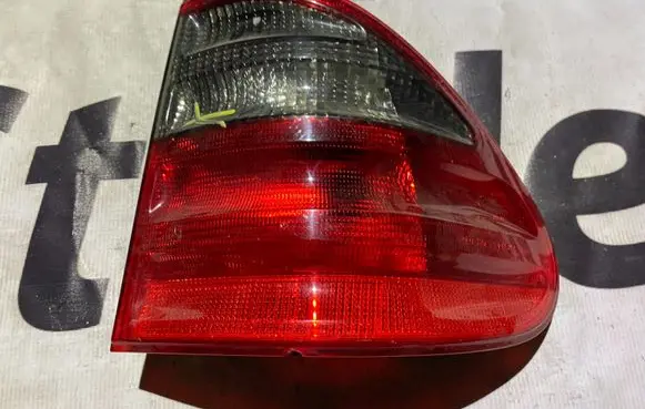 Mercedes-Benz E W210 Rear/tail lights A2108206864 2108206864