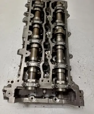 Mercedes-Benz E W212 Engine head R6510160201