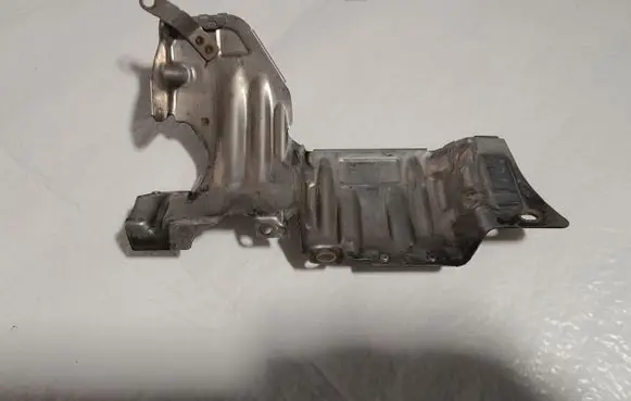 Audi A3 S3 8V Heat shield in engine bay 06K129597C