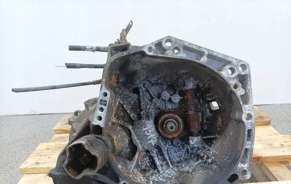 Peugeot 107 Manual 5 speed gearbox 20TT01