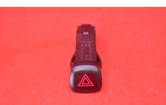 Volvo V40 Hazard light switch 9123682
