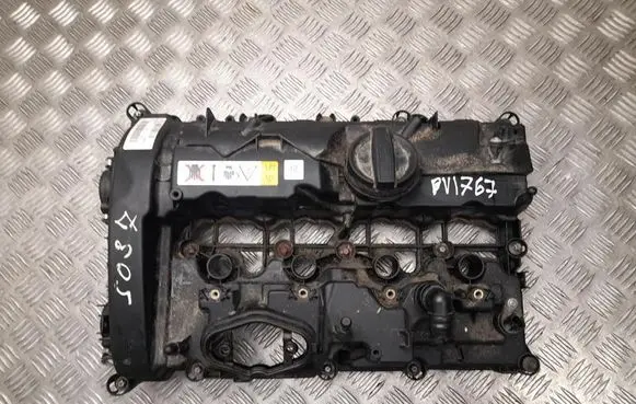BMW 2 F22 F23 Rocker cam cover 70557910