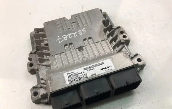 Volvo V70 Engine control unit/module 31355669
