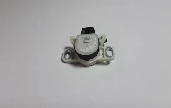 Toyota Yaris Sensor 8951033020