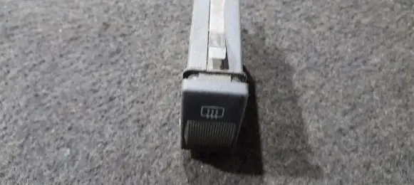Windscreen/window heater switch