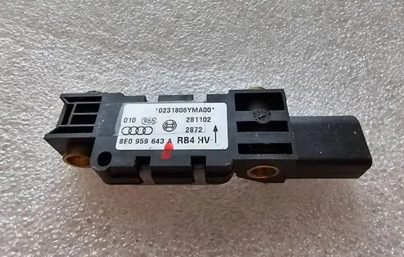 Audi A4 S4 B7 8E 8H Airbag deployment crash/impact sensor 8E0959643A 02318 010965