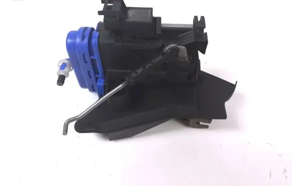 Audi A8 S8 D2 4D Rear door lock 4D0839015D E509E307217U176