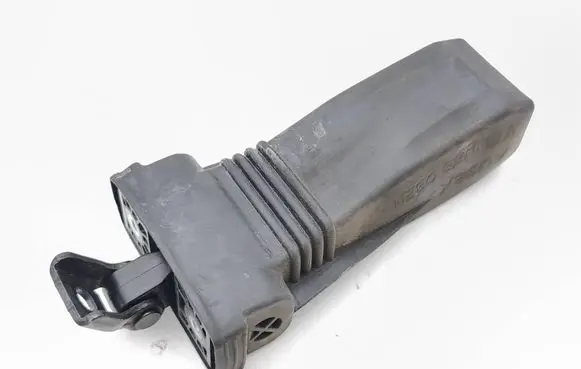 Audi A3 8Y Front door check strap stopper 8Y0837267