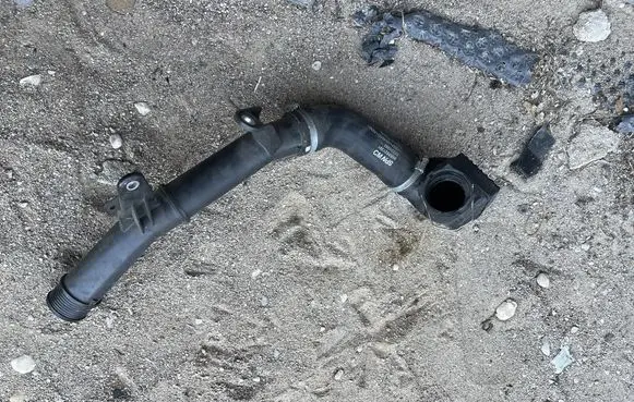 Volvo XC40 Air intake hose/pipe 32222108 32224392