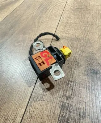 Mercedes-Benz GL X164 Battery relay fuse N000000004516